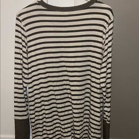 Vanilla Bay Striped Long Sleeve Tee- Large - Picture 4 of 5